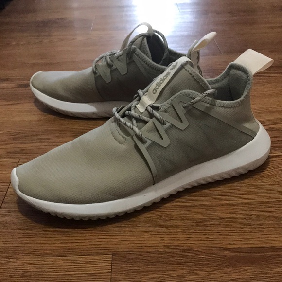 adidas Shoes - Adidas Women's Tubular Viral2 W Sneaker